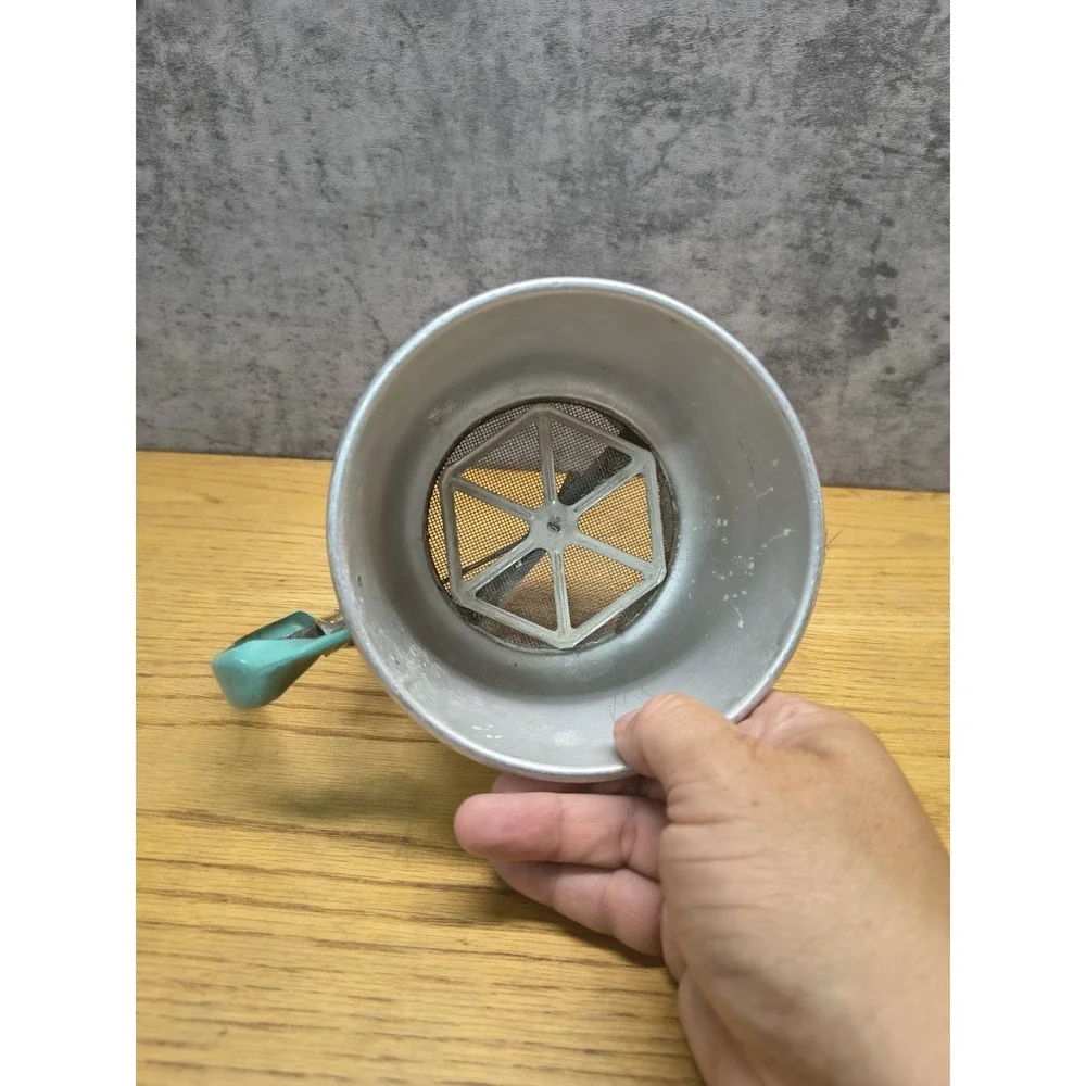 5 Cup Aluminum Flour Sifter Turquoise Teal Handle Made in USA